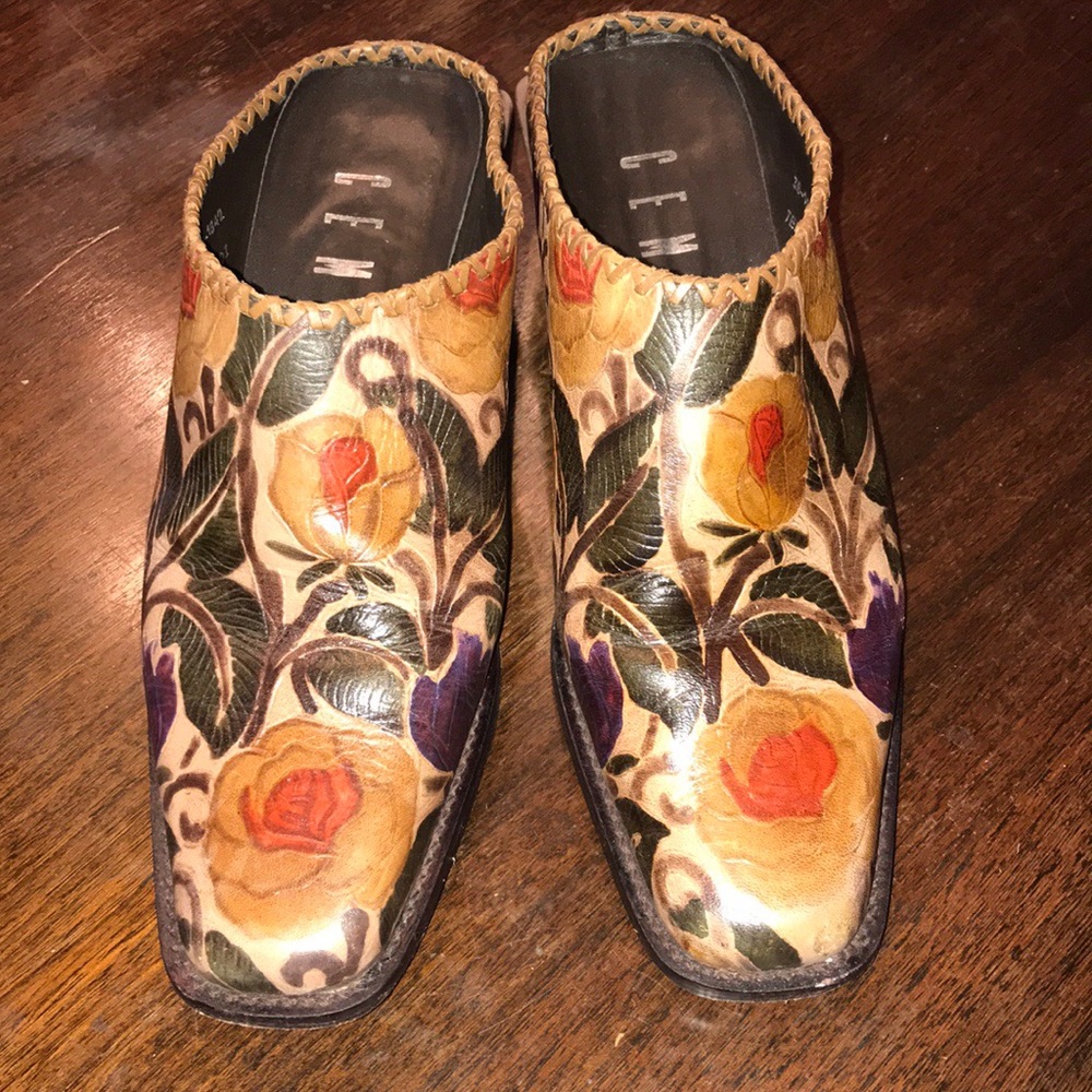 Beautiful CEM Leather Mules